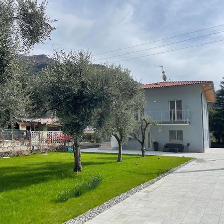 Lotus Garda Bed & Breakfast Рива дел Гарда Екстериор снимка